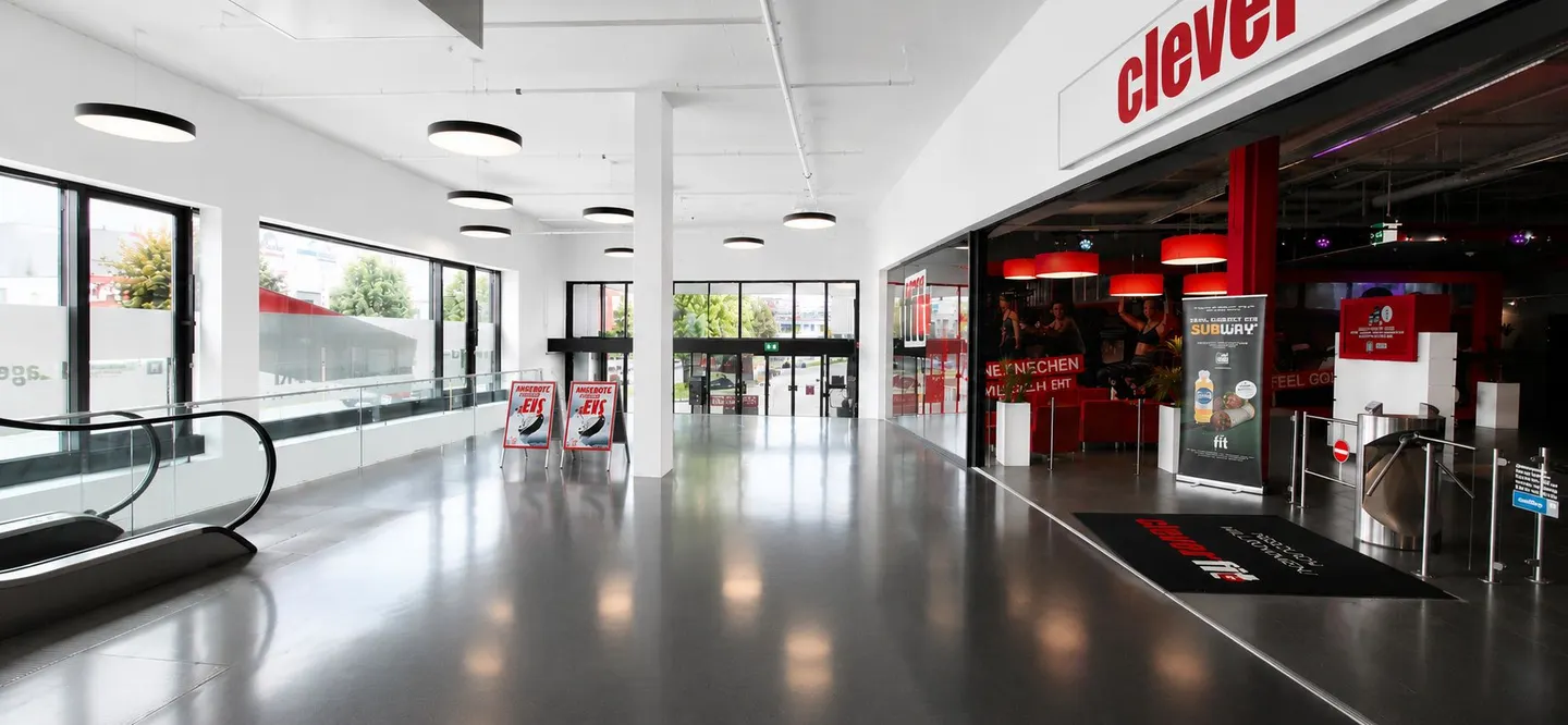OTTO'S, MEDIA MARKT e CLEVERFIT come vicini - cos'altro? - Foto 2 di 5