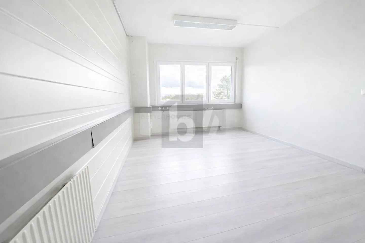 Bureau Moderne aux Avouillons - Photo 3 sur 5
