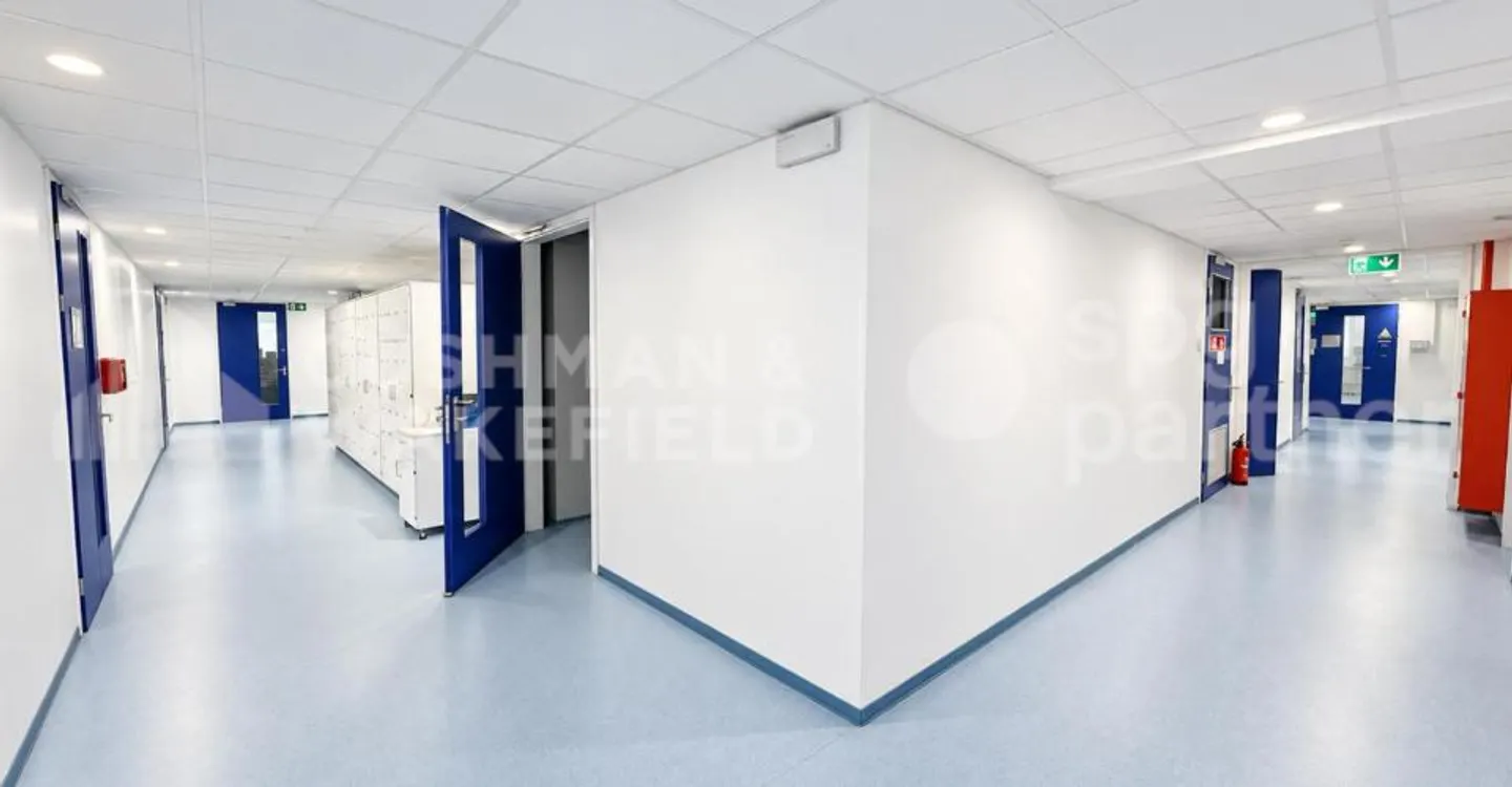 1.500 m² Laboratorien und Büros zur Miete in der Nähe von Genf - CTN 14 - Foto 4 von 13