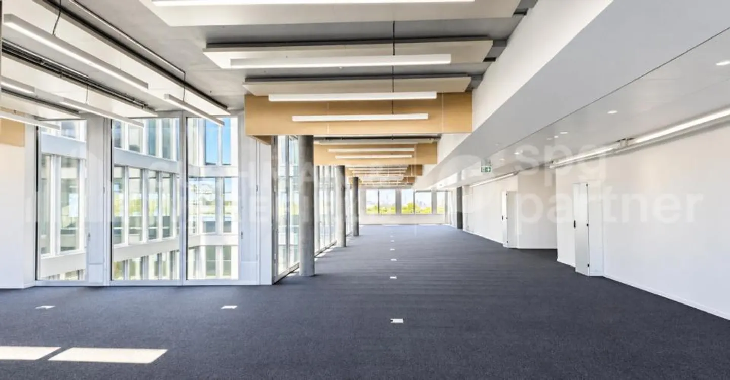Teilmöblierte Industriefläche von 1.700 m² zur Miete in der Nähe von Genf - Stellar - Foto 2 von 12