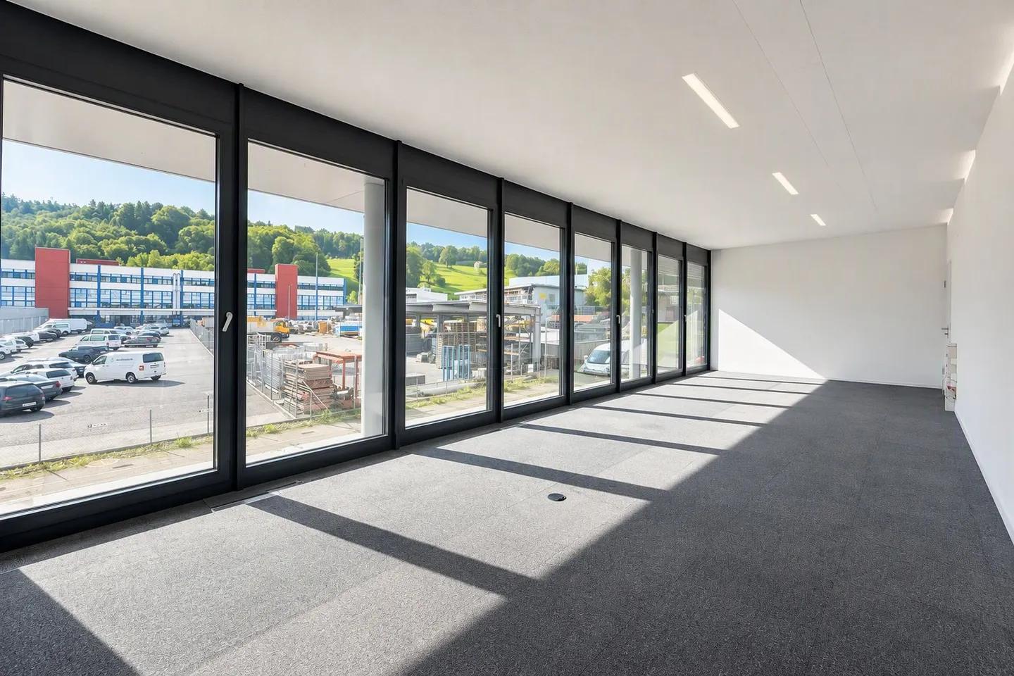 Ihr neuer Geschäftsstandort: 54 m2 Büro-/Gewerbefläche in Freienbach - Foto 6 von 10
