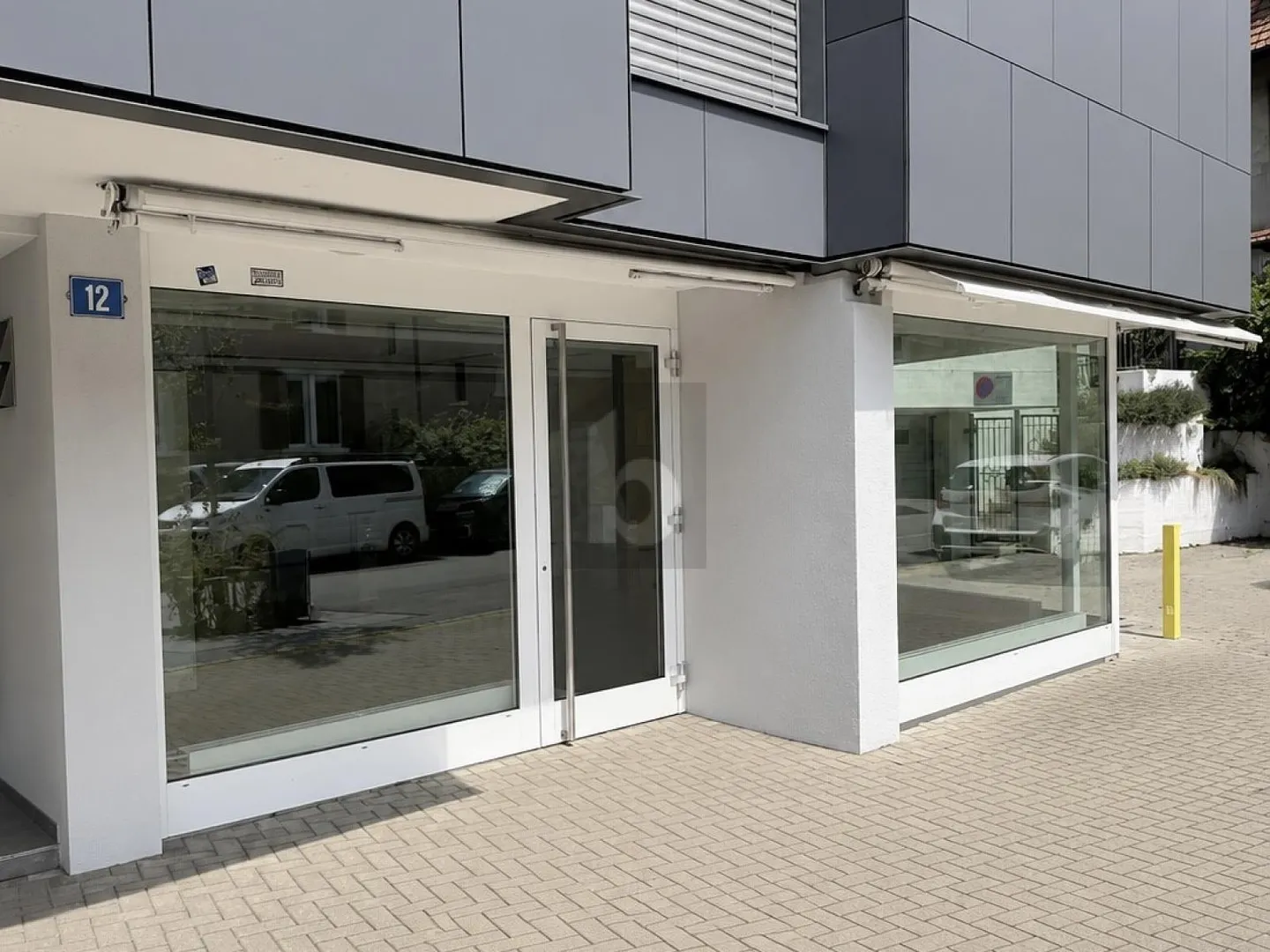 OFFEN, MODERN UND EINLADEND - Foto 1 von 5