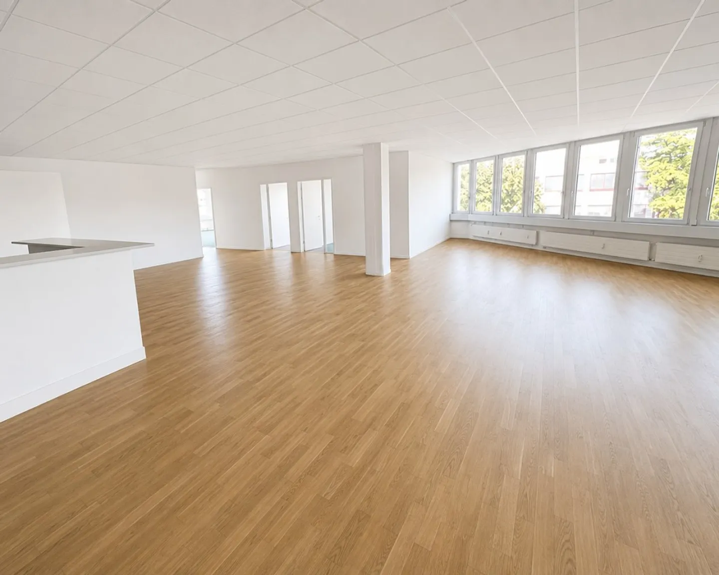 Grosszügige Bürofläche verfügbar - Foto 4 von 13