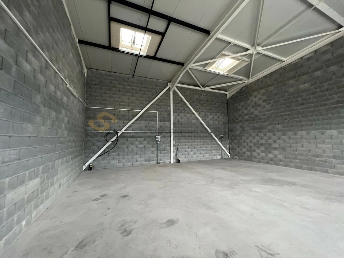 À louer de suite ! 120 m2 de plain-pied ! Gratuités de loyers ! - Foto 3 di 4