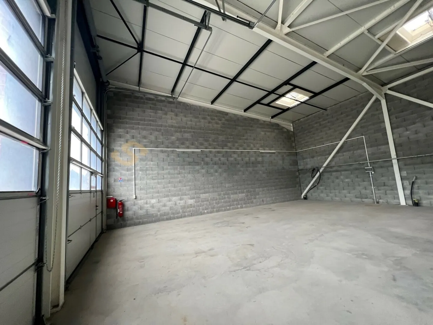 À louer de suite ! 120 m2 de plain-pied ! Gratuités de loyers ! - Foto 4 di 4