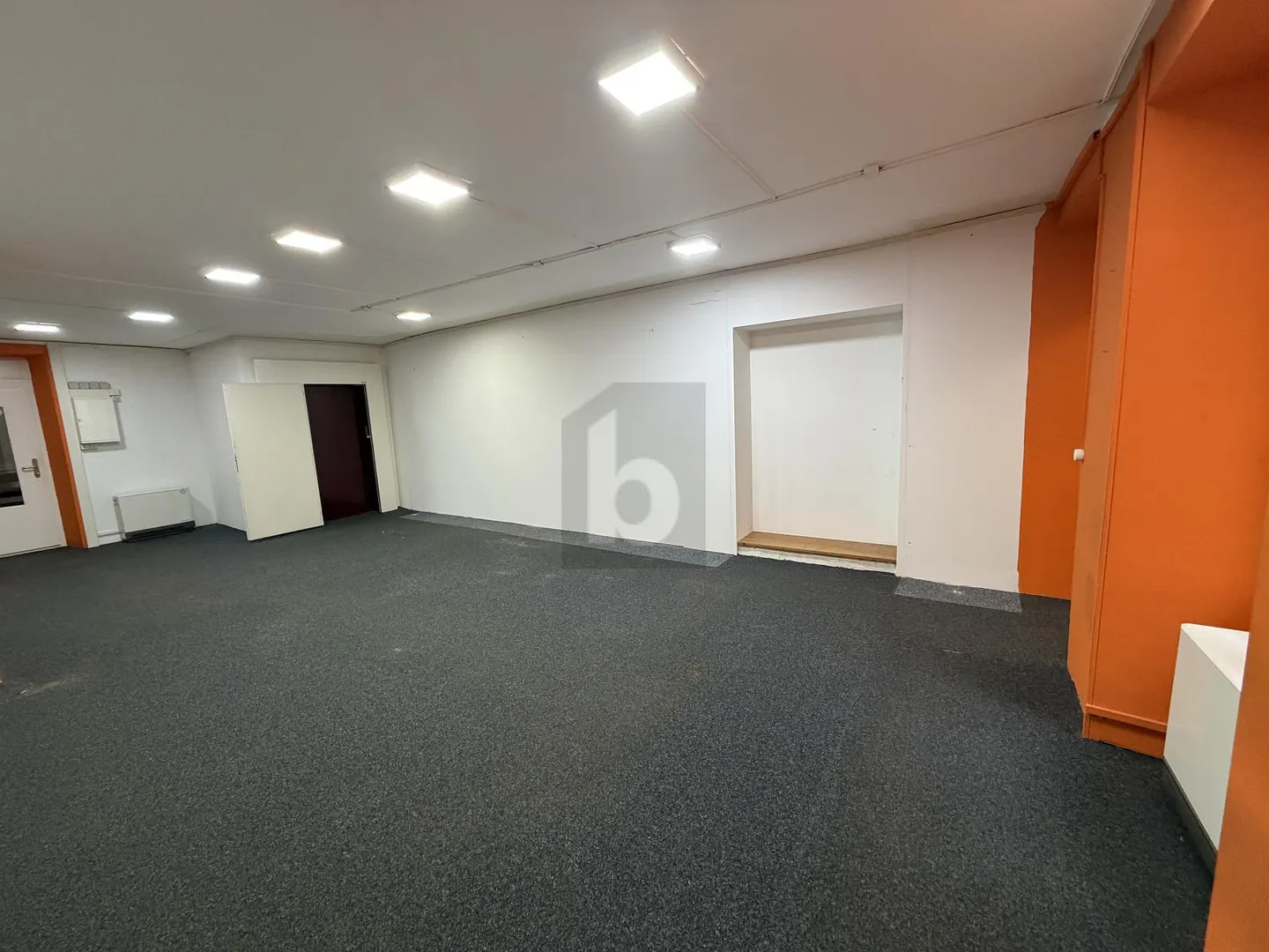 Espace de Bureau Central à Yverdon - Photo 2 sur 4