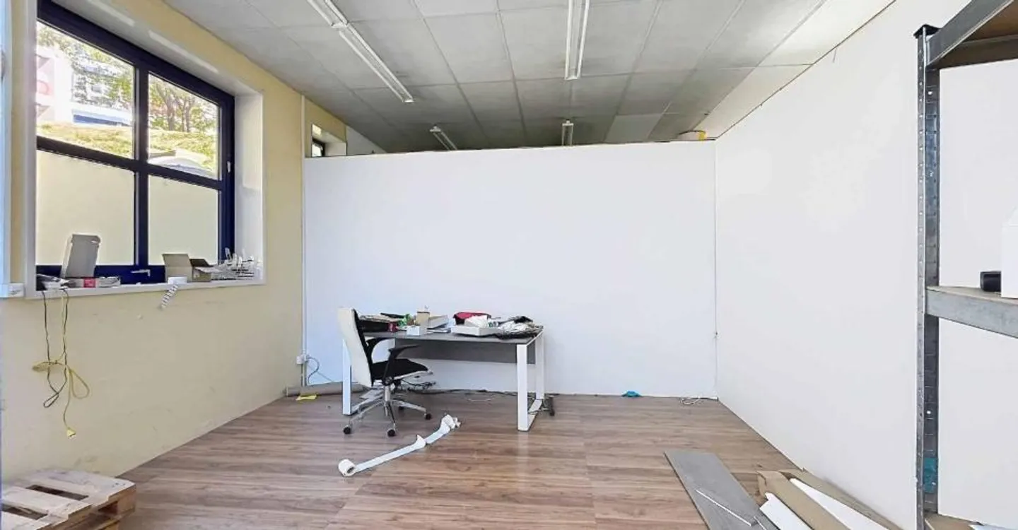 Spazio commerciale di 476 m2 – Posizione strategica - Losanna 73A - Foto 8 di 10
