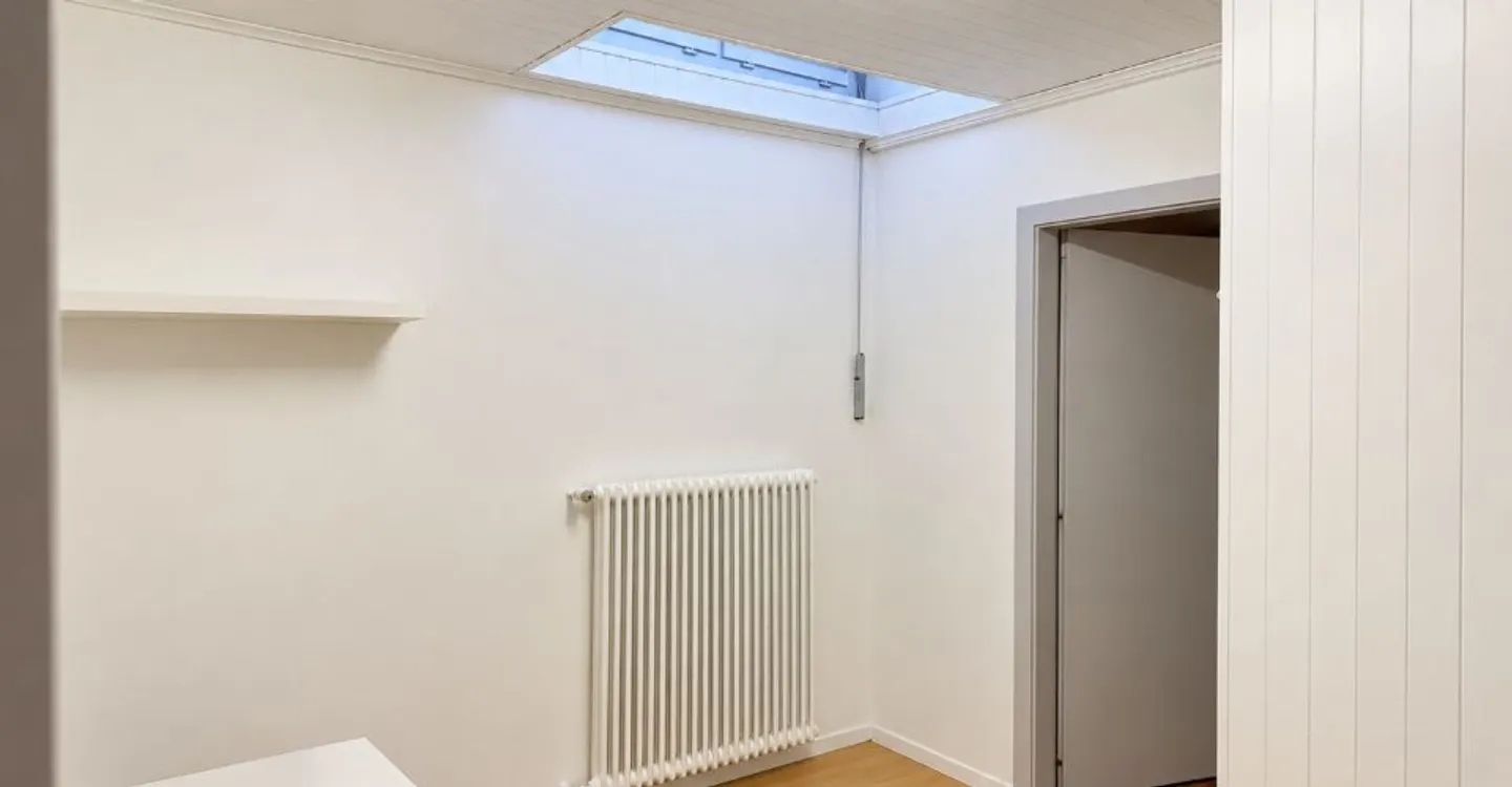 Geräumiger Gewerberaum zur Miete in Monthey - Foto 5 von 8