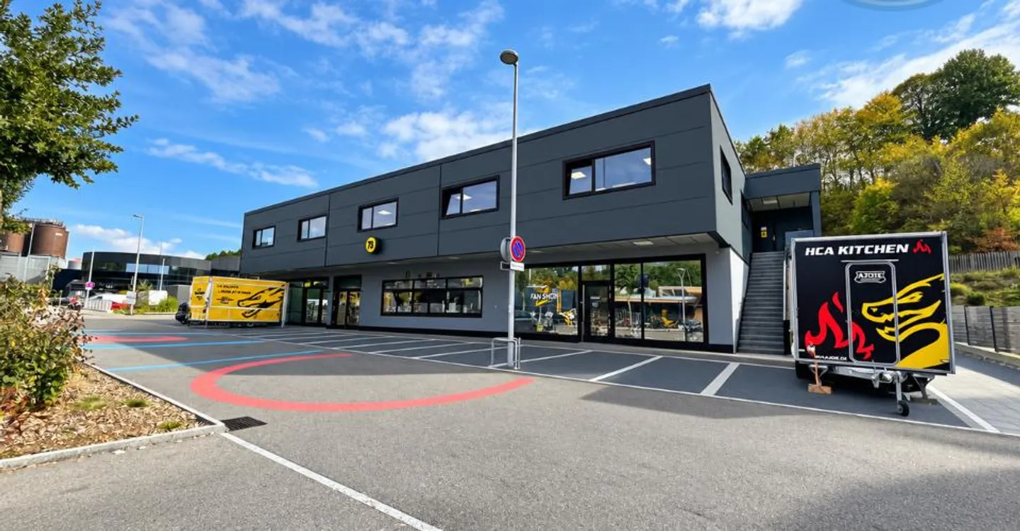 New professional premises of 221.5 m² at Voyebœuf in Porrentruy - Photo 1 of 4