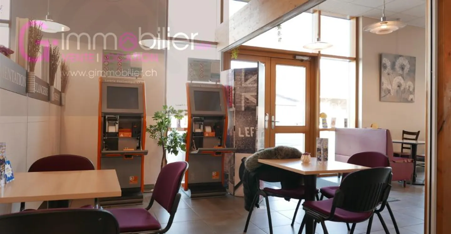 Charmant local commercial pour café tea-room à louer à Collombey - Foto 8 von 12