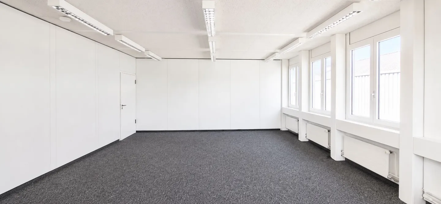 Geräumige Bürofläche zu Vermieten - Foto 2 von 10