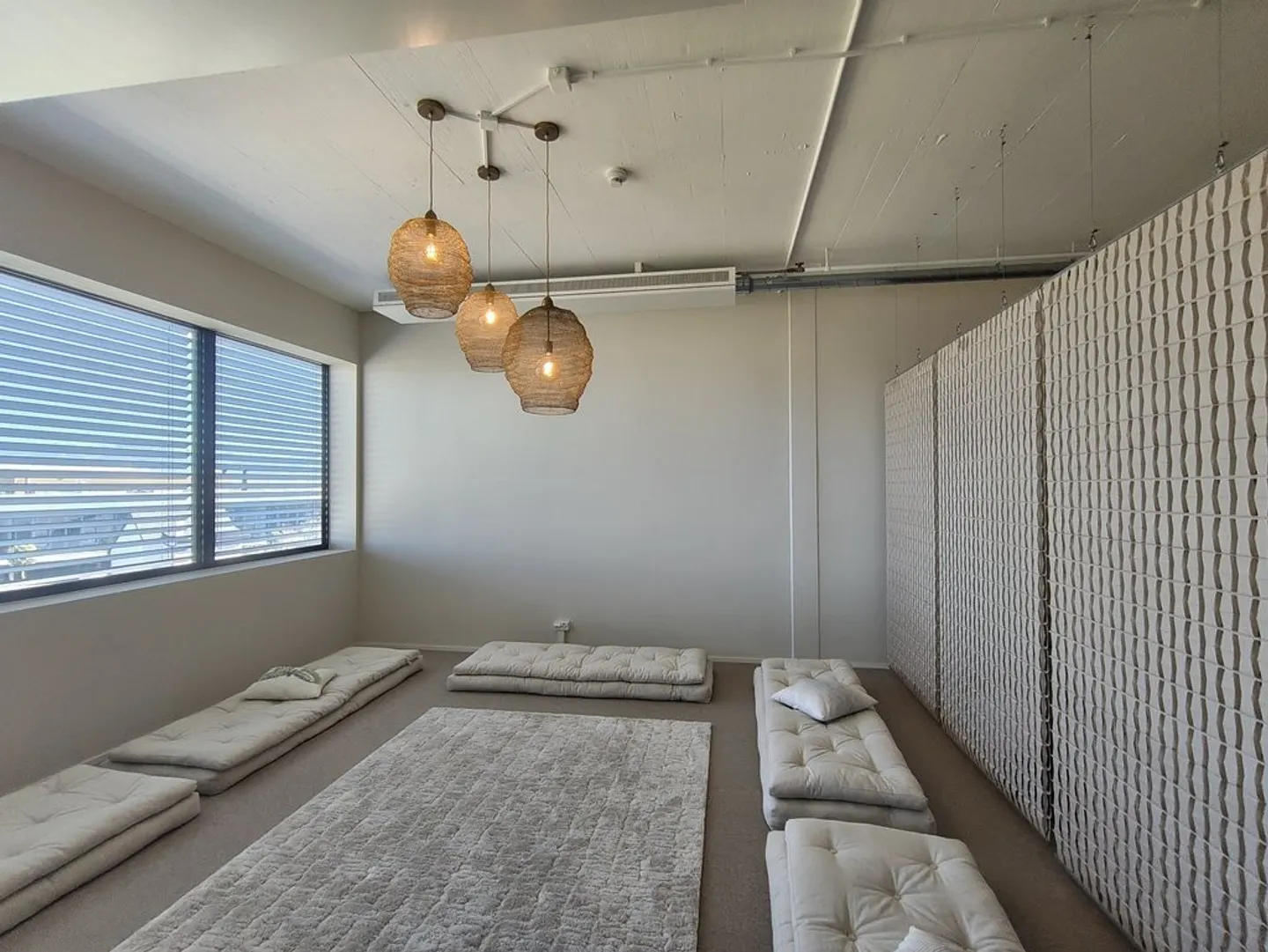 Office of about 60 m2 on the 2nd floor - Photo 4 of 5