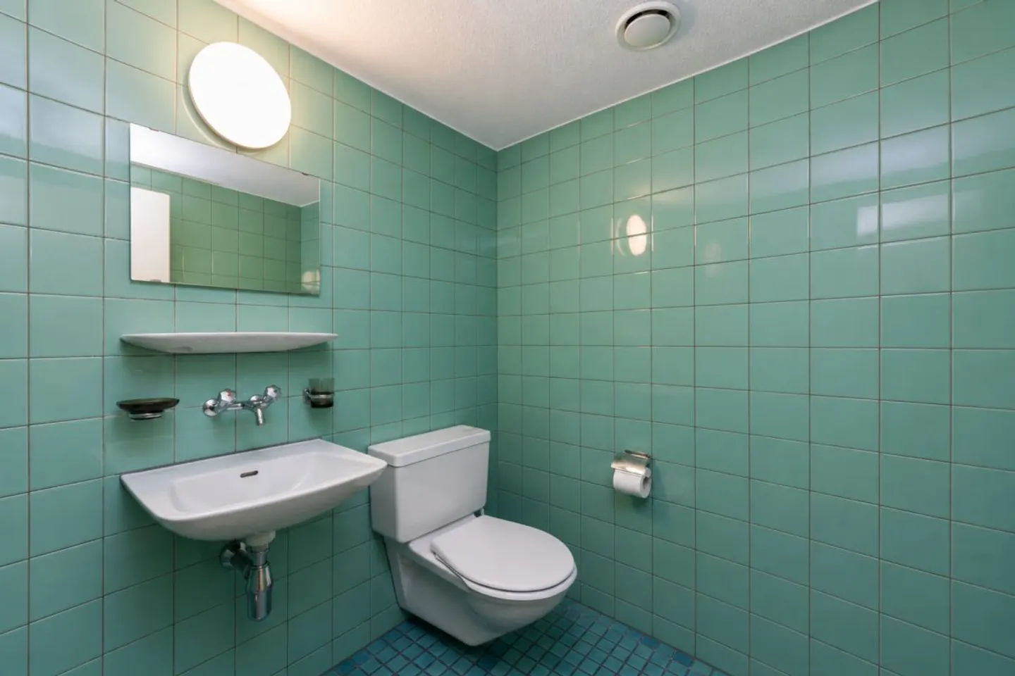 Espace commercial polyvalent dans le charmant quartier de St. Karli - Photo 13 sur 13