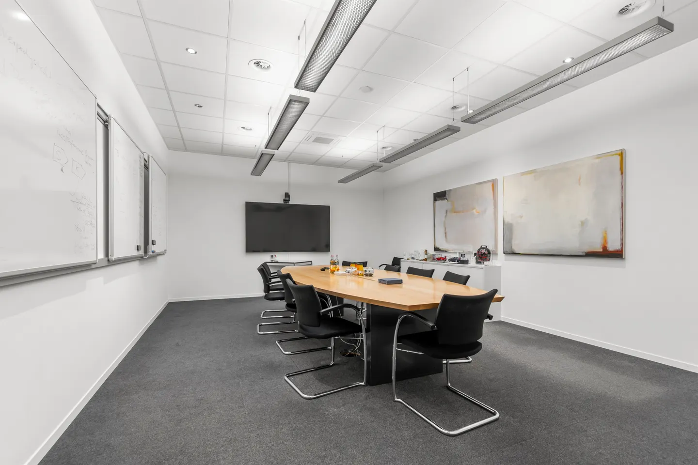 Office or Retail Space in the Heart of Pfäffikon SZ - Photo 6 of 10