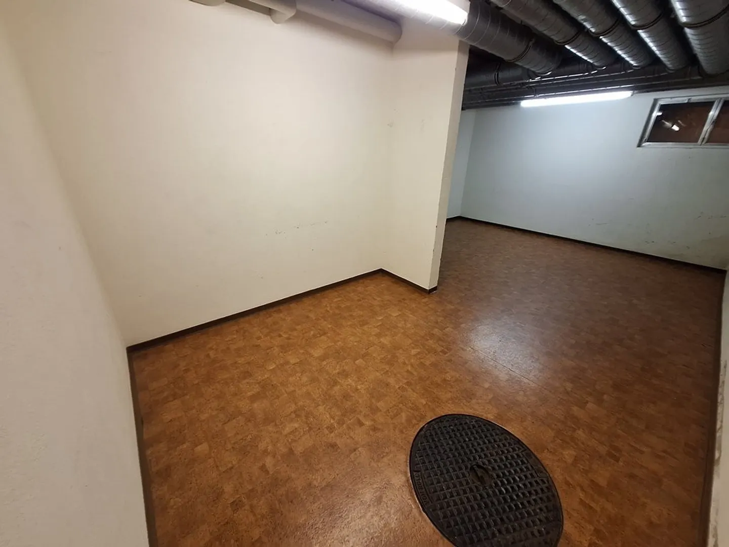 Salle de bricolage à louer, limitée jusqu'au 31.05.2028 - Photo 3 sur 3