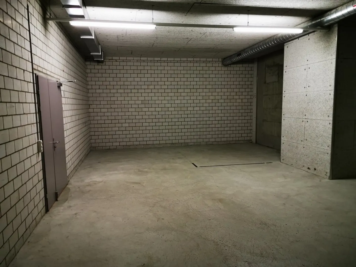 51 m2 d'espace de stockage ou d'archive à Wallisellen - visitez maintenant ! - Photo 3 sur 3