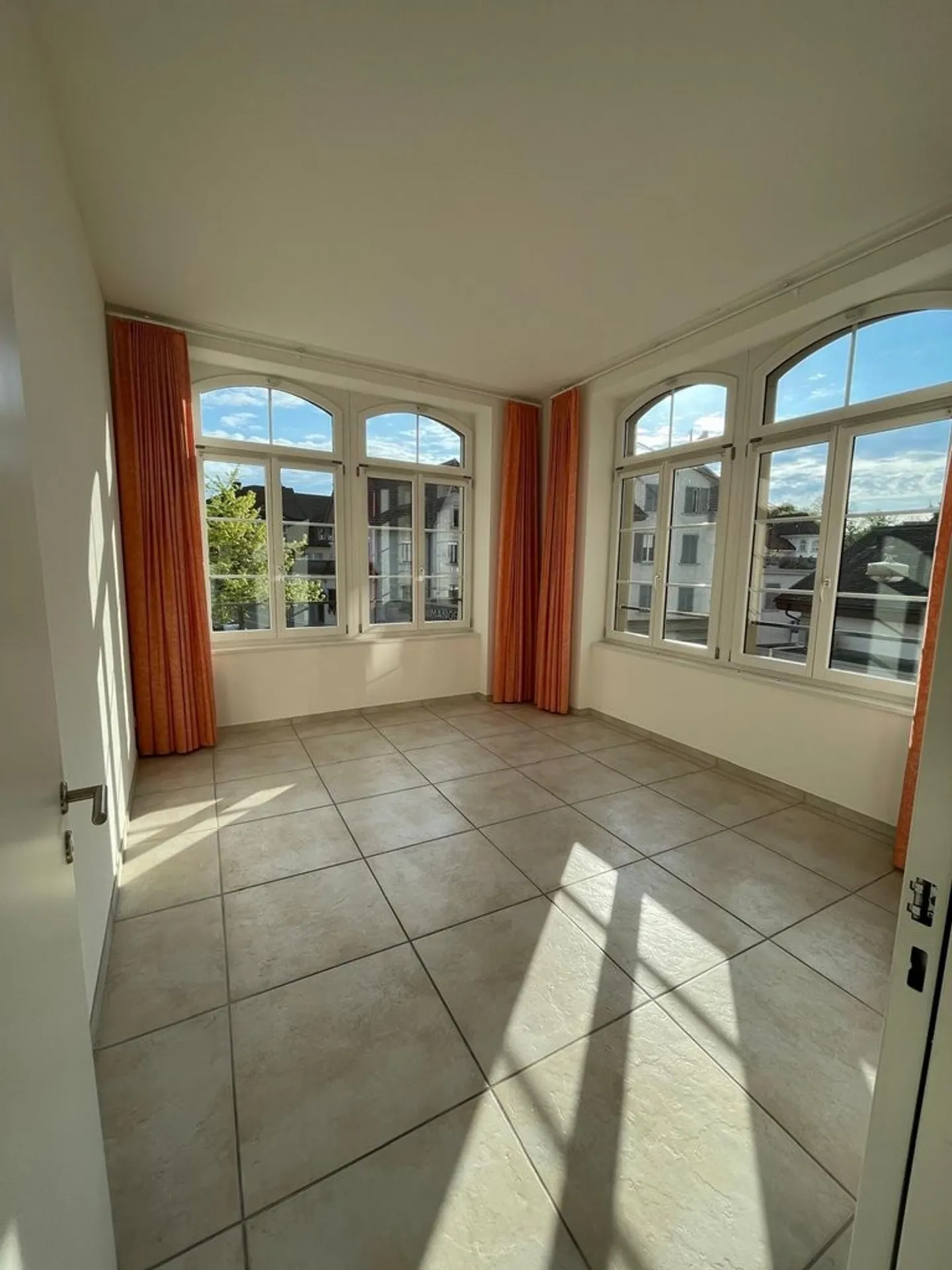 Appartamento 4.5 stanze appena ristrutturato in affitto - Foto 4 di 7