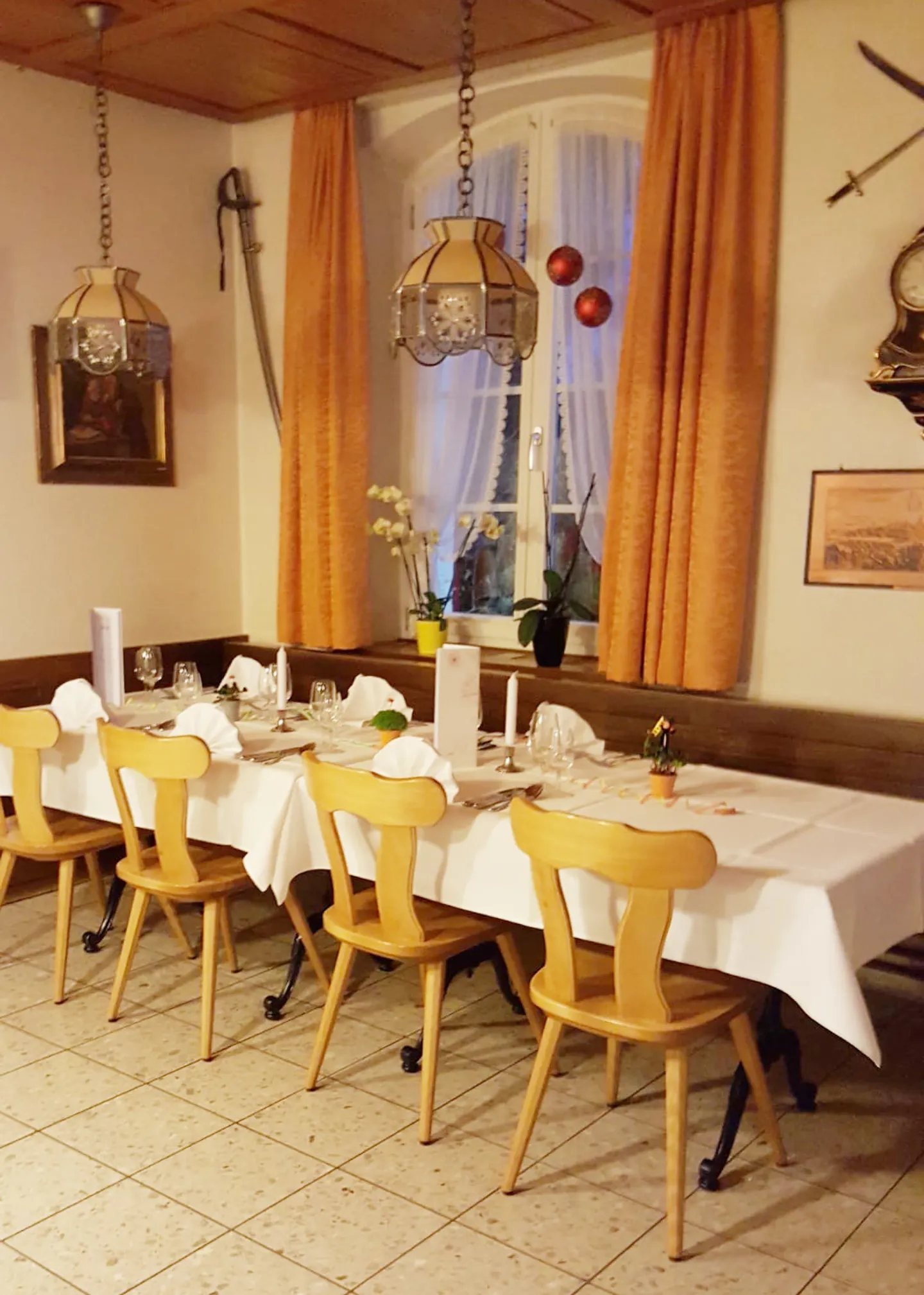 Restaurant Charmant avec Vue Scénique - Photo 2 sur 5