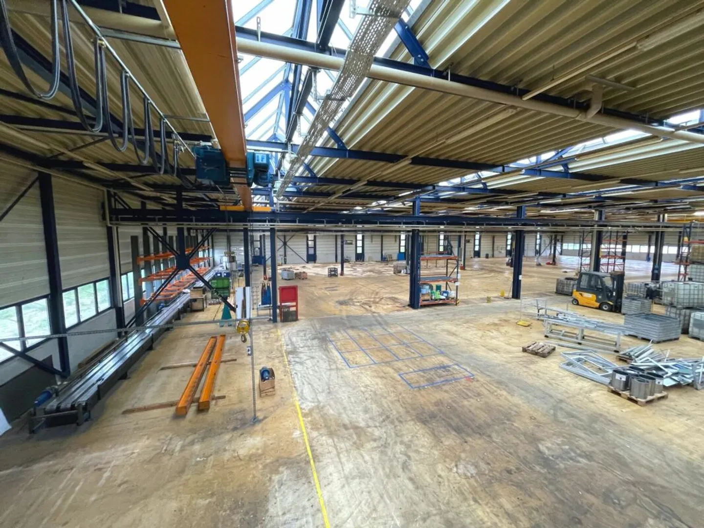 Spazio commerciale e di stoccaggio! La tua nuova sede aziendale! - Foto 5 di 13