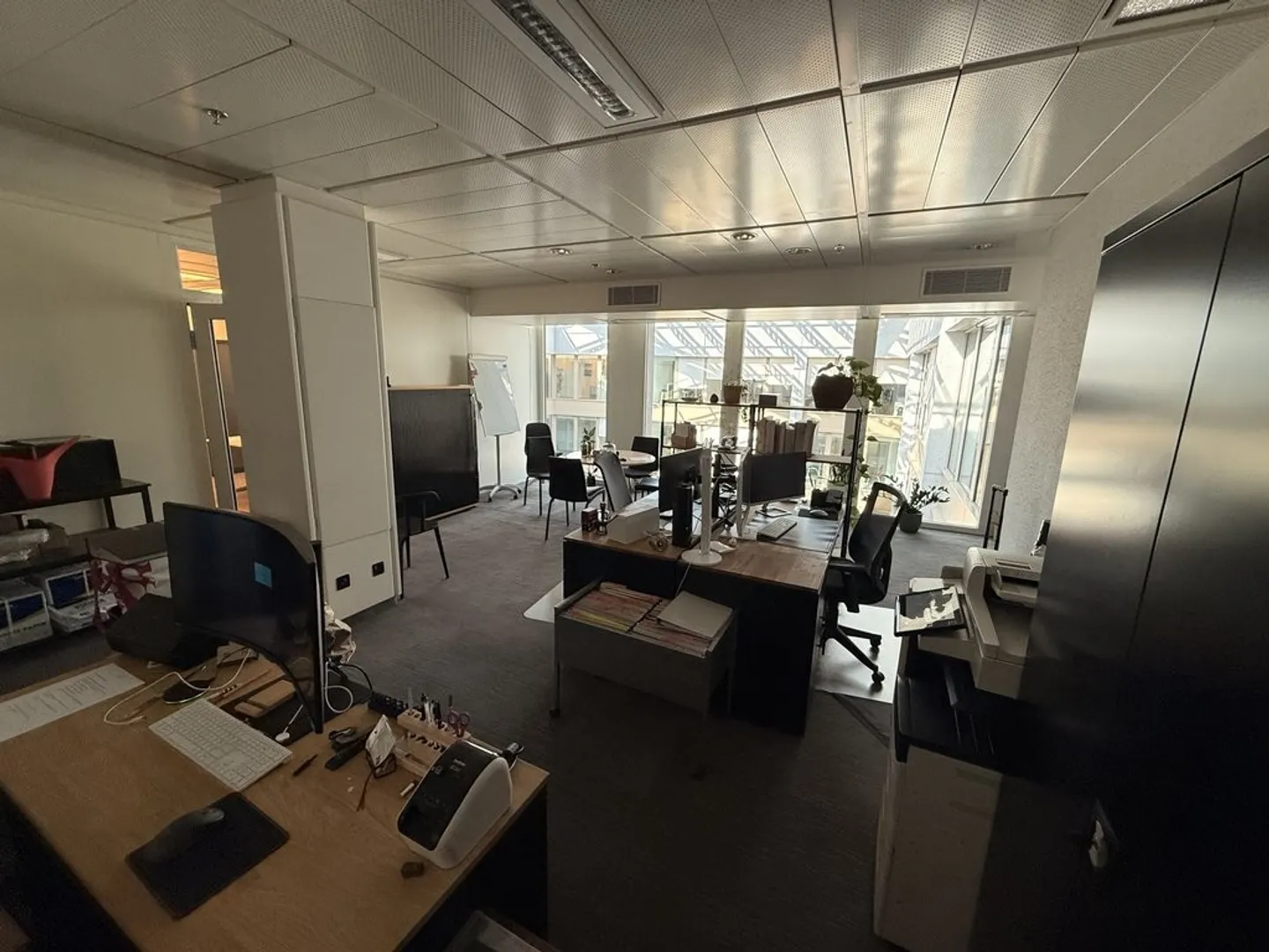 Superficie di 89m2 presso il Geneva Business Center a Lancy - Foto 4 di 6