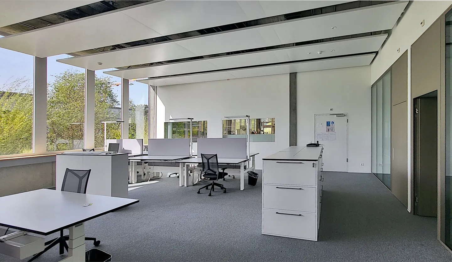 Modernes Büro in Luterbach - Foto 1 von 9