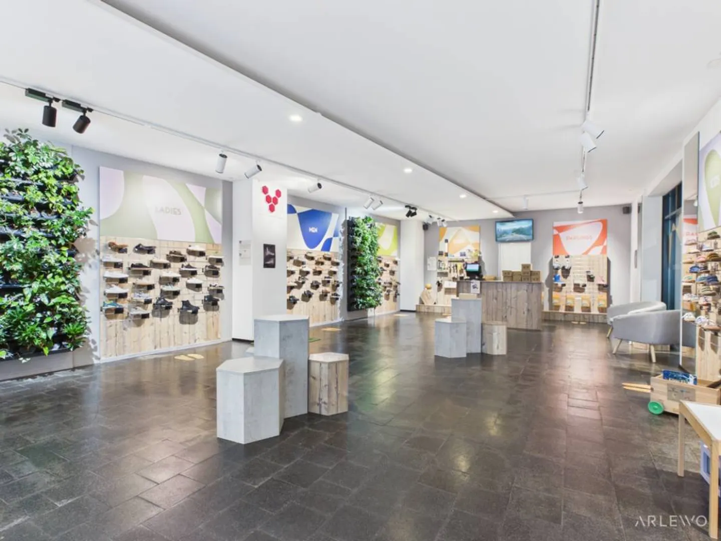 Votre nouveau point de vente? - Photo 2 sur 7