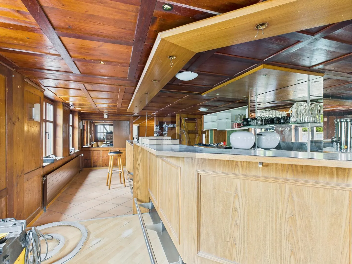 A LOT OF POTENTIAL WITH SUN TERRACE! - Photo 3 of 6