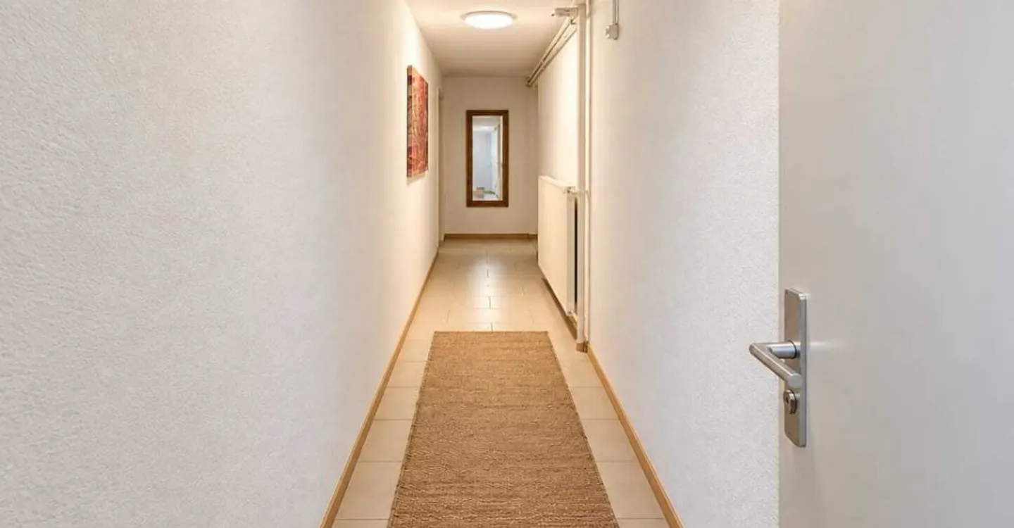 Office on the ground floor located in the center of Montreux - Photo 4 of 6