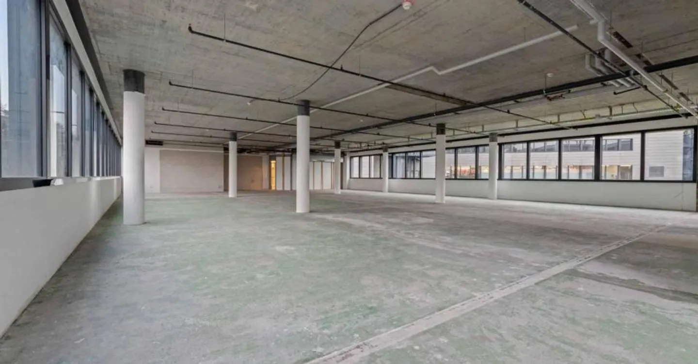ARCenter – 492 m² halb eingerichtete Büros in Vernier - Foto 8 von 13