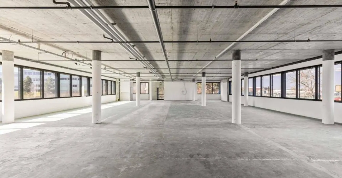 ARCenter – 492 m² halb eingerichtete Büros in Vernier - Foto 9 von 13