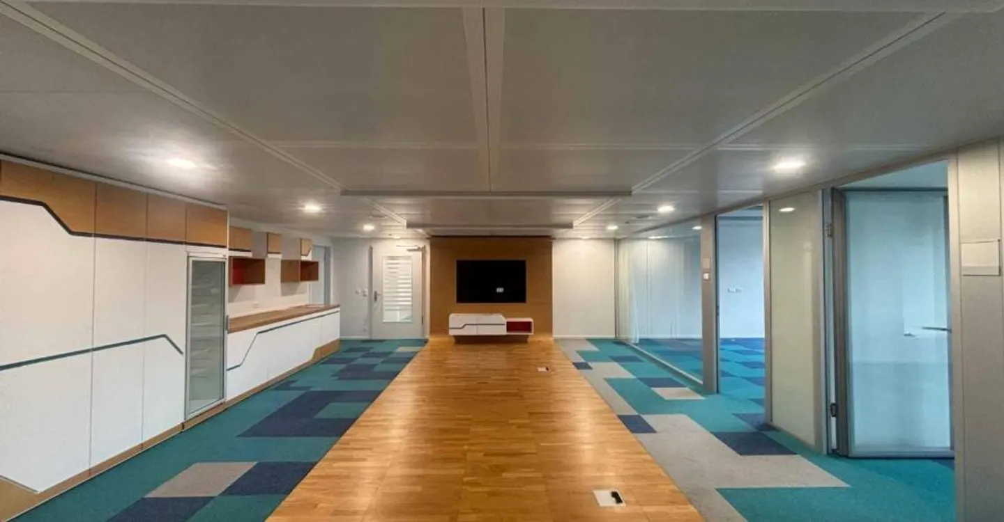 ARCenter – 687 m² Plug & Play Büros in Vernier - Foto 1 von 12
