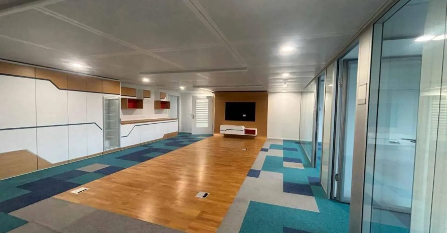 ARCenter – 687 m² Plug & Play Büros in Vernier - Foto 2 von 12