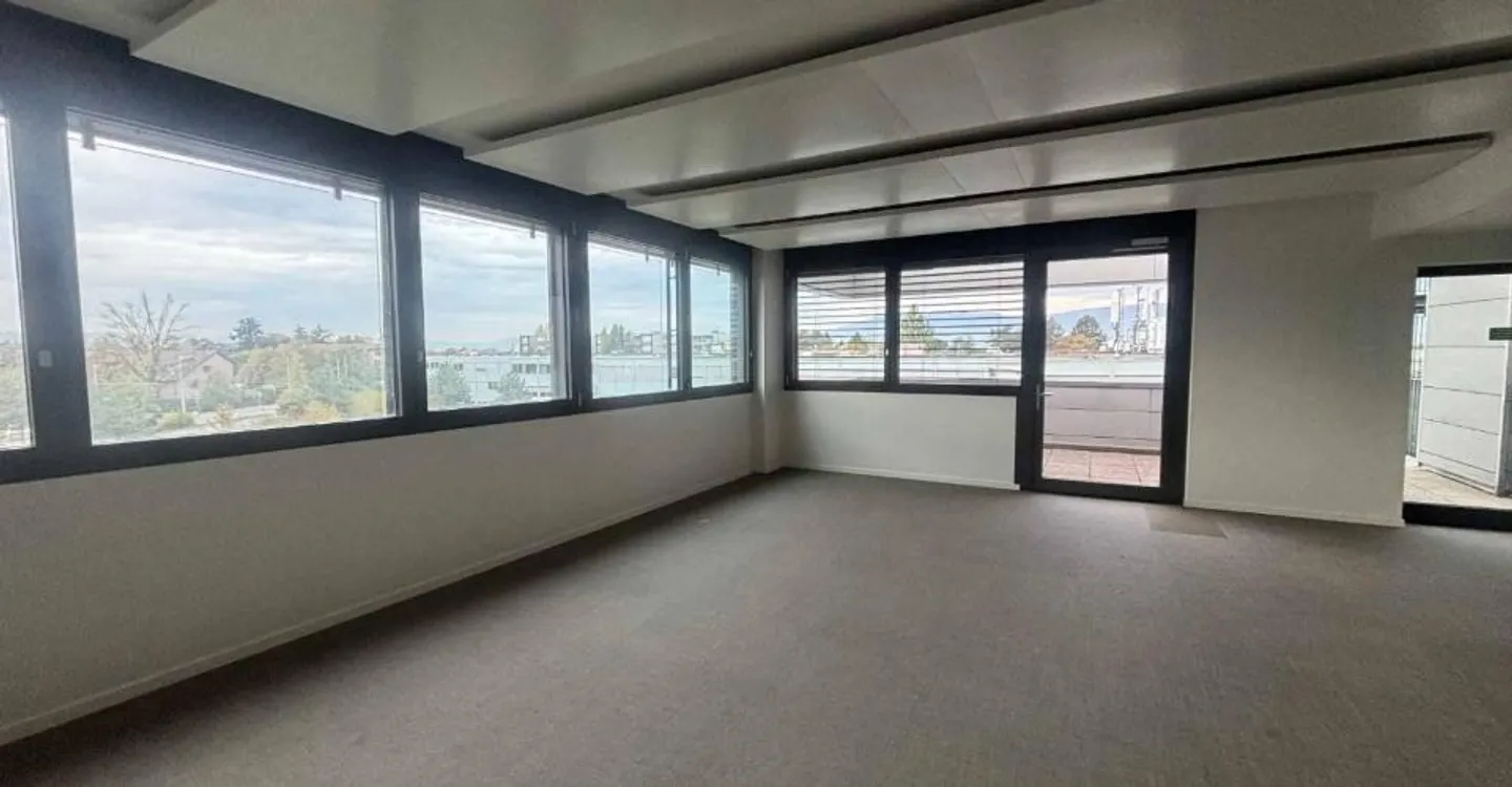 ARCenter – 522 m² di uffici plug & play al 3° piano - Foto 1 di 10