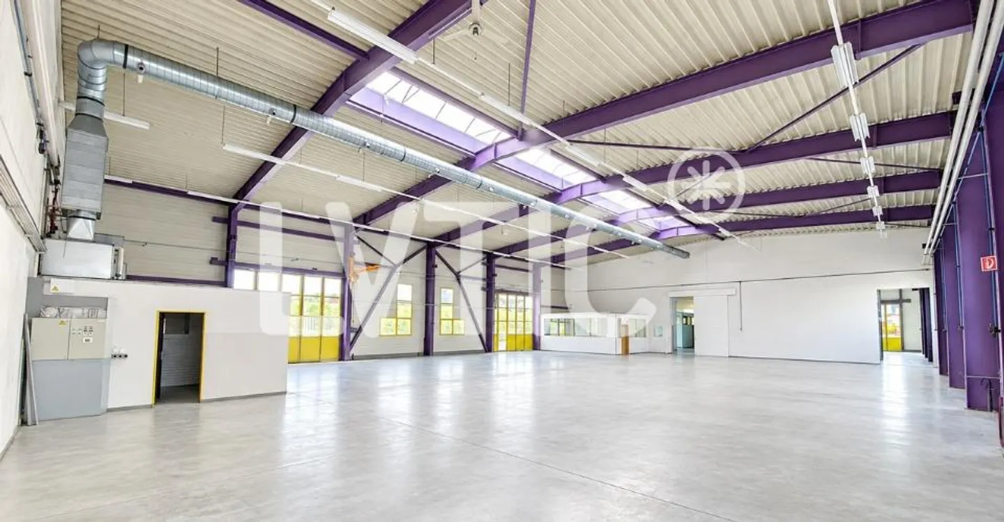 Laboratorio, deposito, uffici di 636 m2 in affitto a Romont - Foto 9 di 9