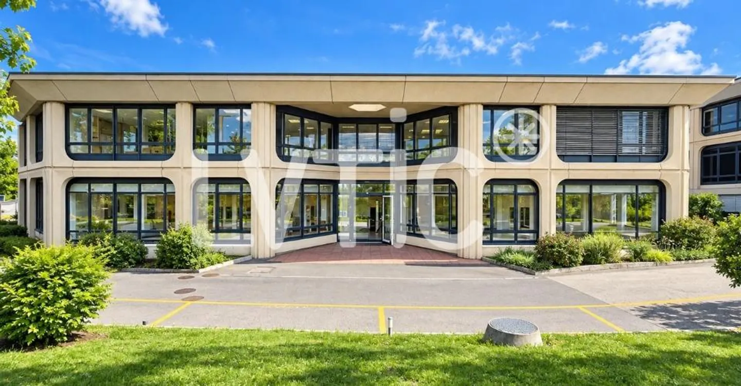 ESCLUSIVITÀ - Locali di 640 m2 divisibili in affitto a Crissier - Foto 3 di 13