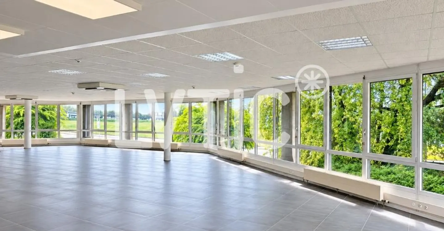 ESCLUSIVITÀ - Locali di 640 m2 divisibili in affitto a Crissier - Foto 6 di 13
