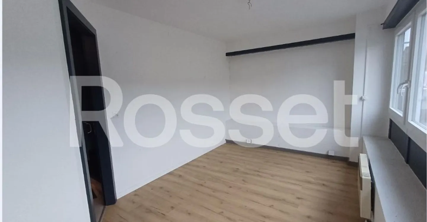 Office of approx. 14.3 m² on the 1st floor - Photo 1 of 2