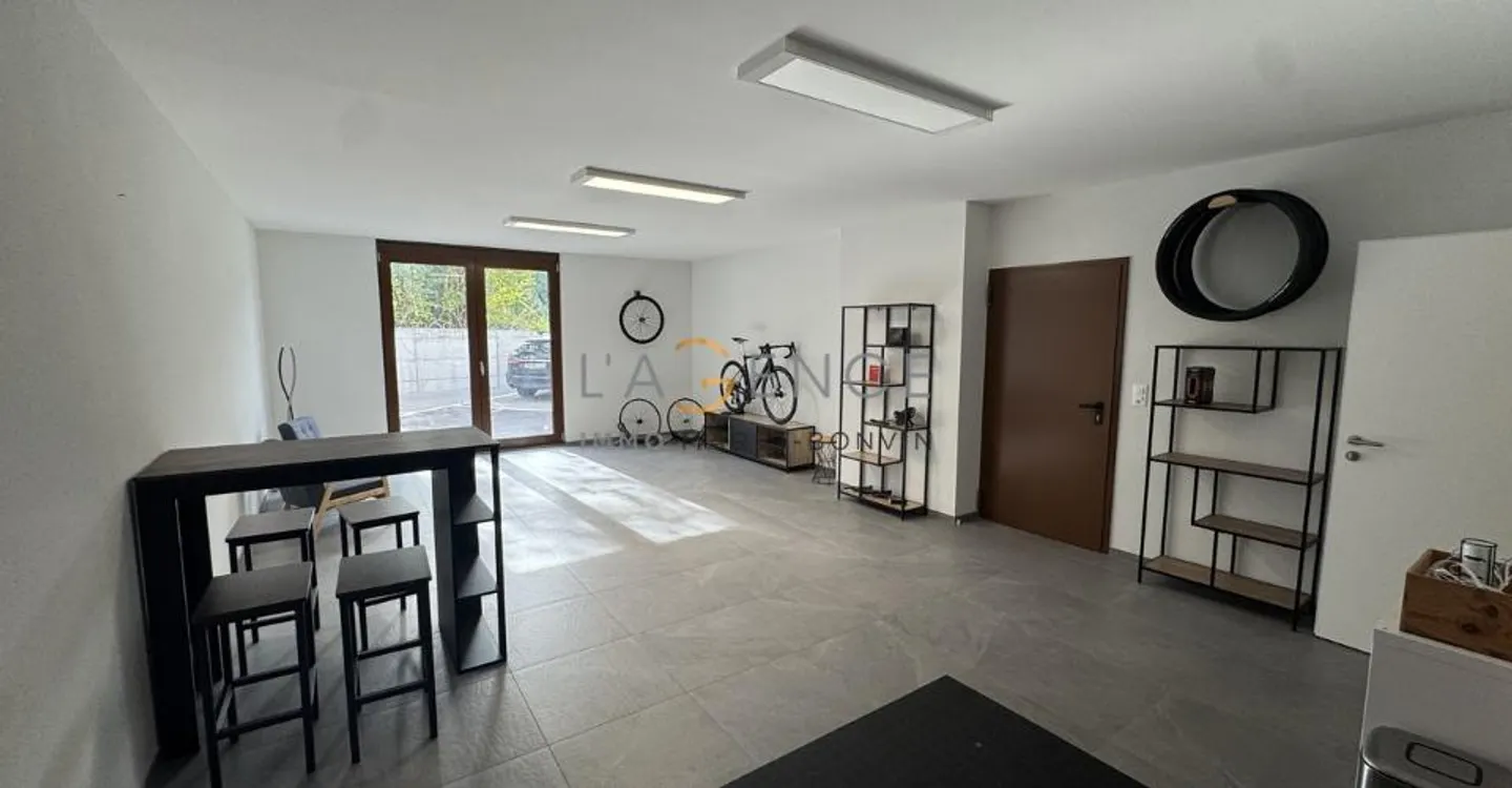 Commercial space of 50 m² ideally located in Savièse - Photo 3 of 7