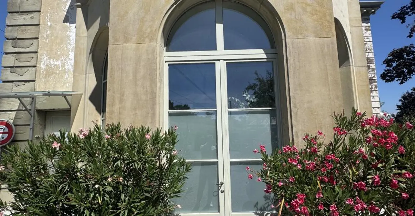 Orangery of 58 m² in a historic master house in Bellevue - Photo 10 of 13