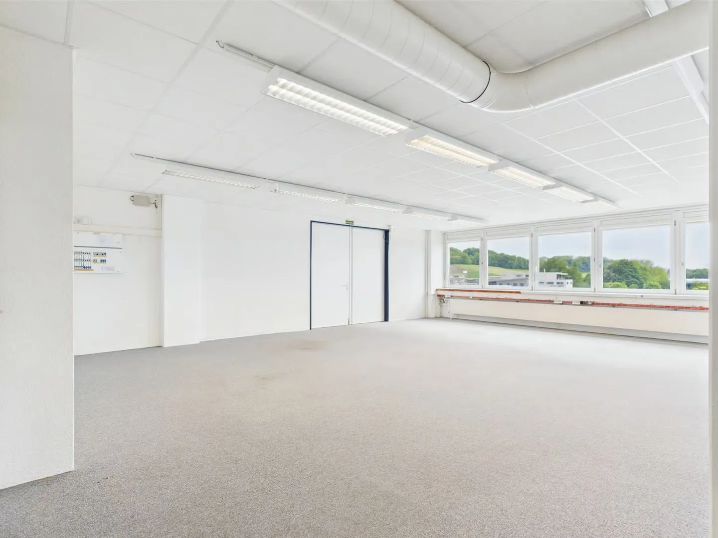 310m2 modern office space on the 2nd floor in Murten - Photo 8 of 13