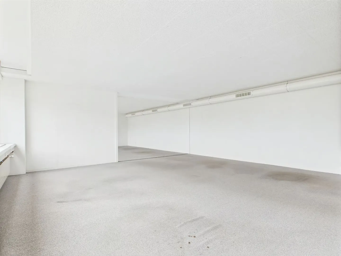 310m2 modern office space on the 2nd floor in Murten - Photo 11 of 13