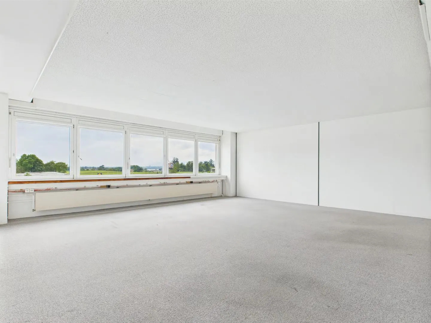 310m2 modern office space on the 2nd floor in Murten - Photo 12 of 13