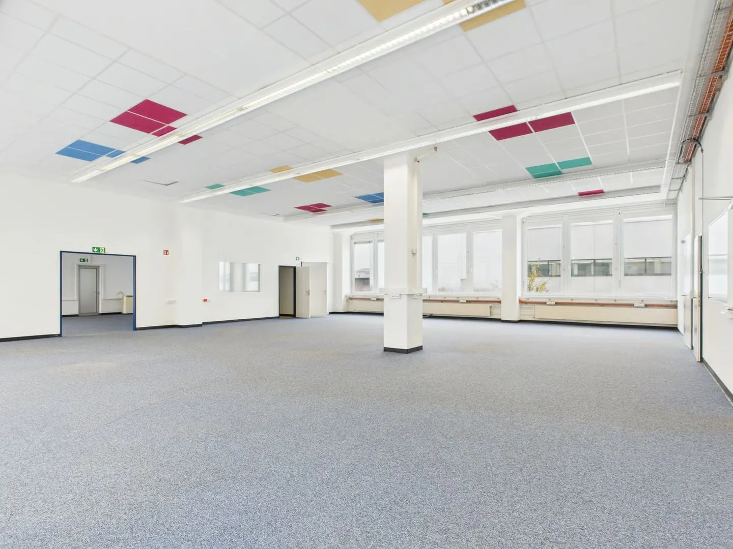 350m2 versatile office space (practice, daycare, physiotherapy) - Photo 1 of 11