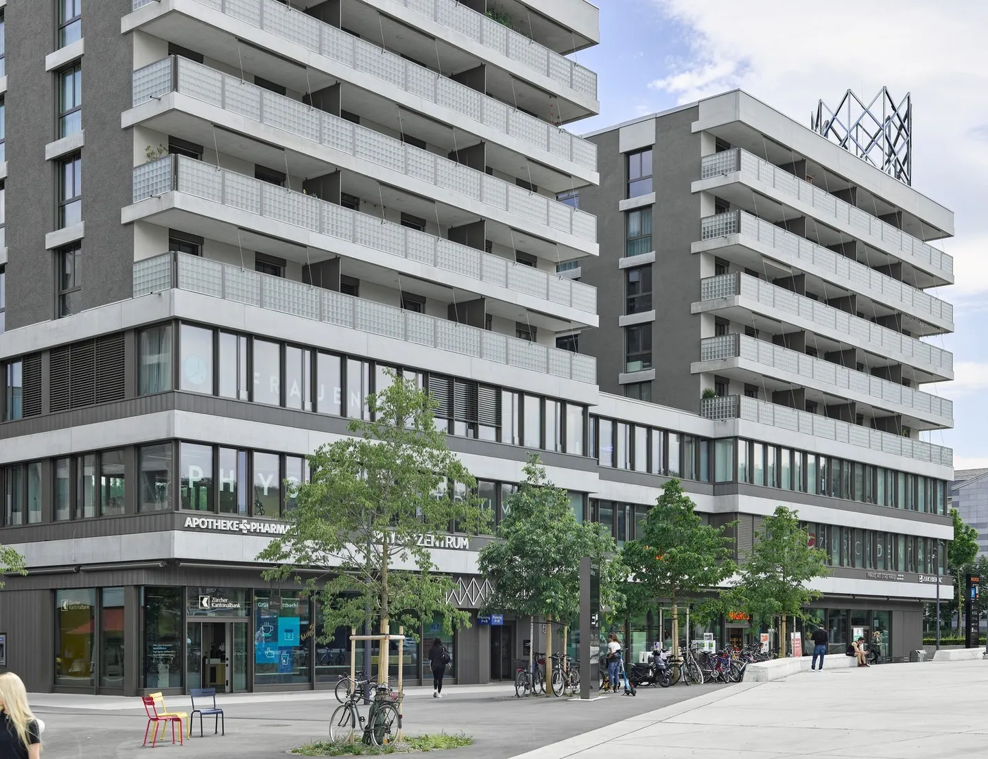 Moderne Geschäftsfläche in Stettbach - Foto 1 von 8
