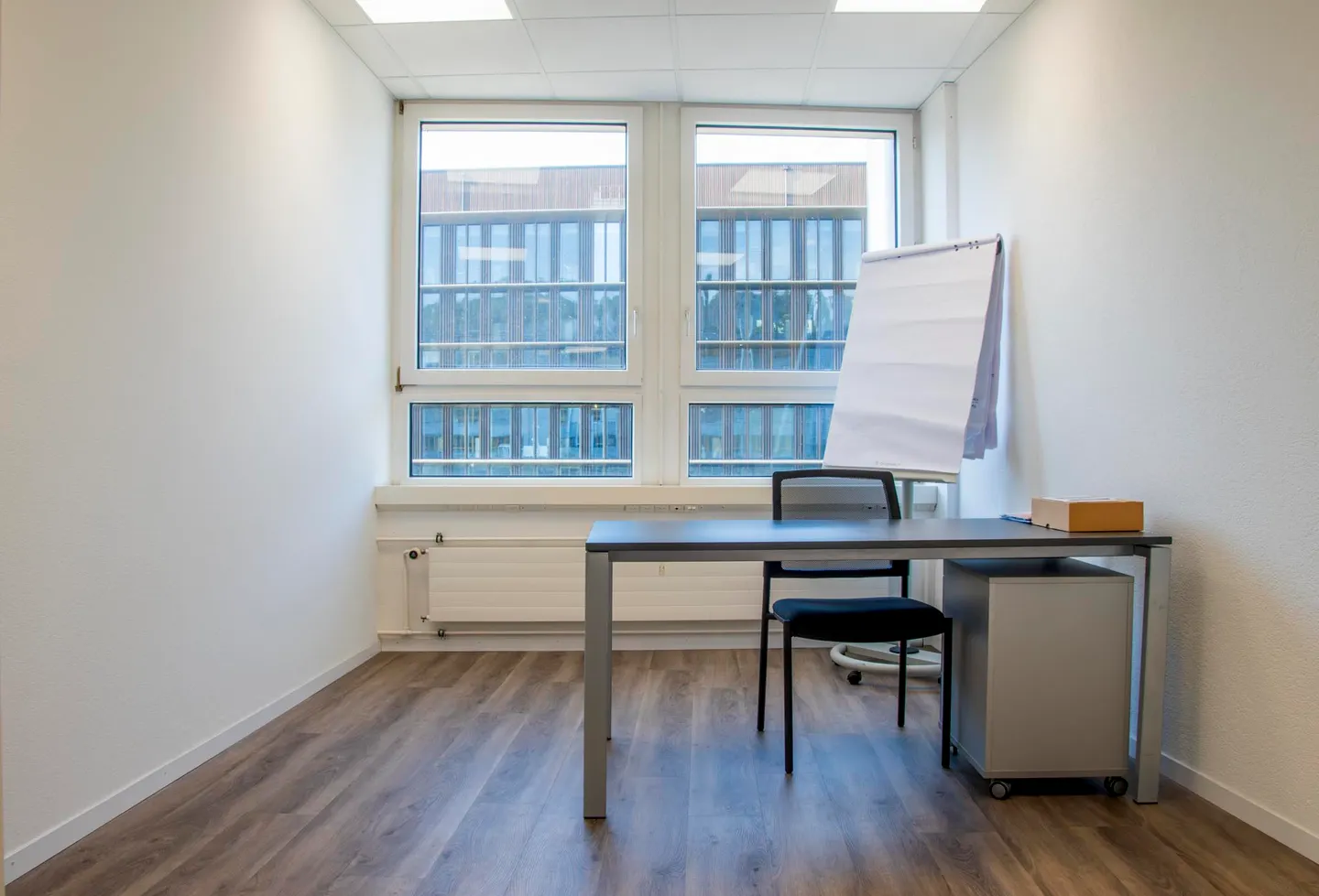Espace de bureau polyvalent à Ittigen - Photo 2 sur 10