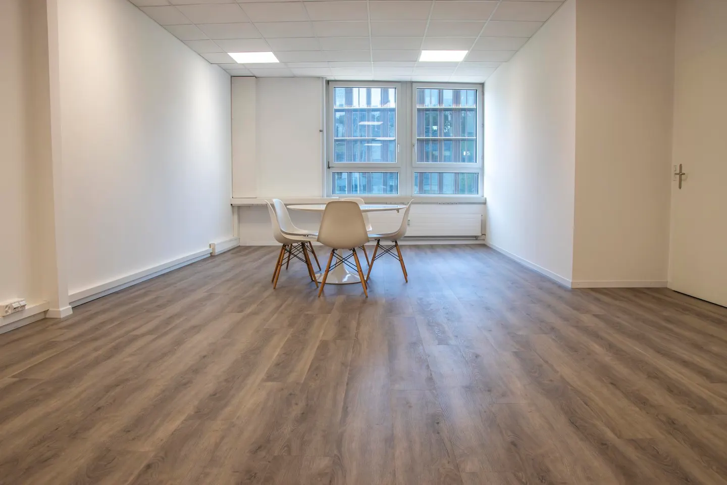 Espace de bureau polyvalent à Ittigen - Photo 9 sur 10