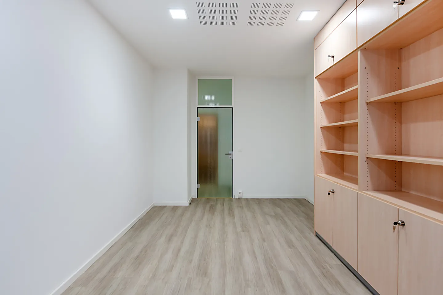 Bureaux lumineux au centre de Genève ! - Foto 8 von 8