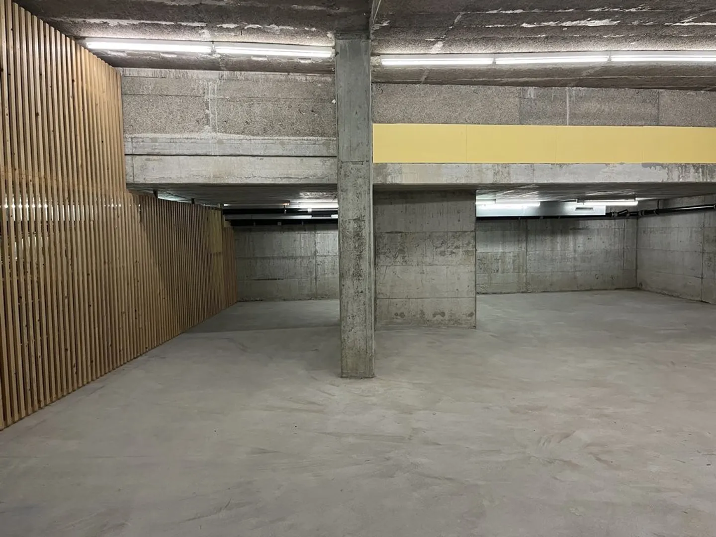 Espace de stockage 141m2 à louer à un emplacement central Maison Flora - Photo 4 sur 9