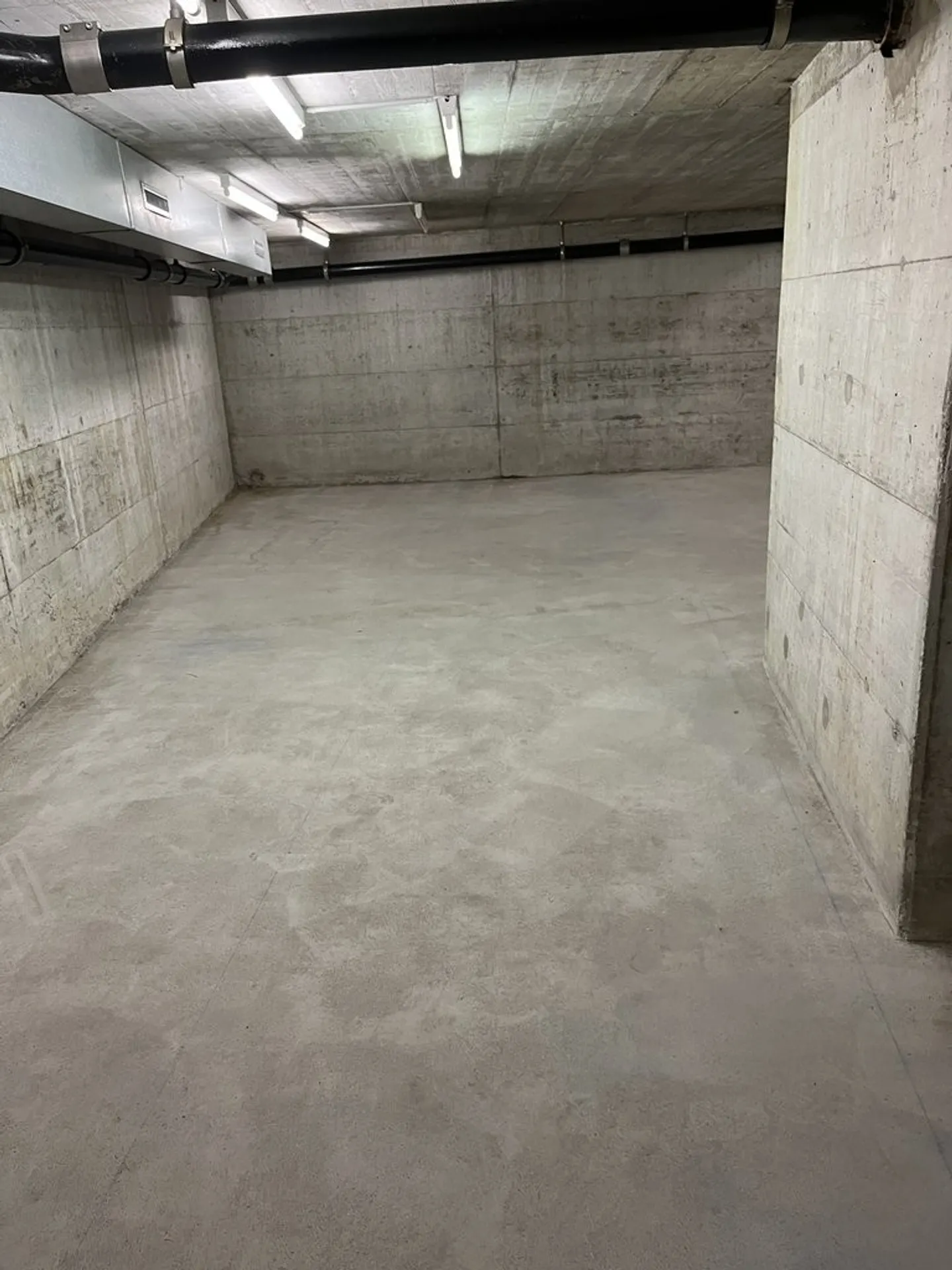 Espace de stockage 141m2 à louer à un emplacement central Maison Flora - Photo 7 sur 9