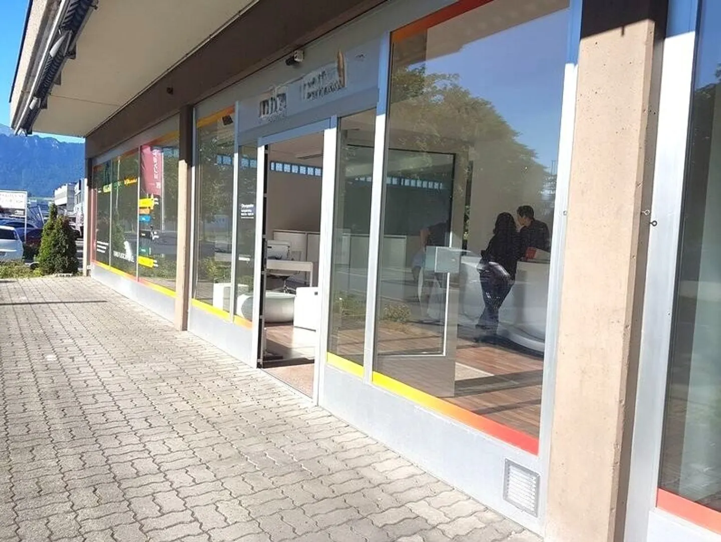Attraktive Gewerbefläche mit ca. 205 m2 in Thun zu vermieten - Foto 1 di 12